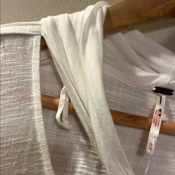 Free People White Flowing Blouse - Picture 8 of 12